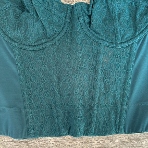 • NWT! [Victoria’s Secret] Boustier • - Picture 4 of 11